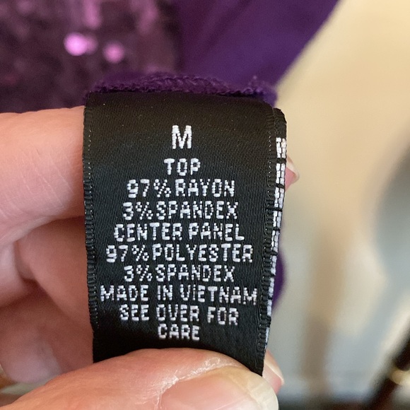 AB Studio Purple Sequined Lightweight SS Top Sz Med. Good Condition. - Picture 3 of 6